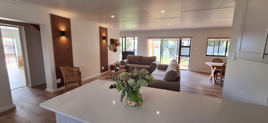 4 Bedroom Property for Sale in Stilbaai Wes Western Cape